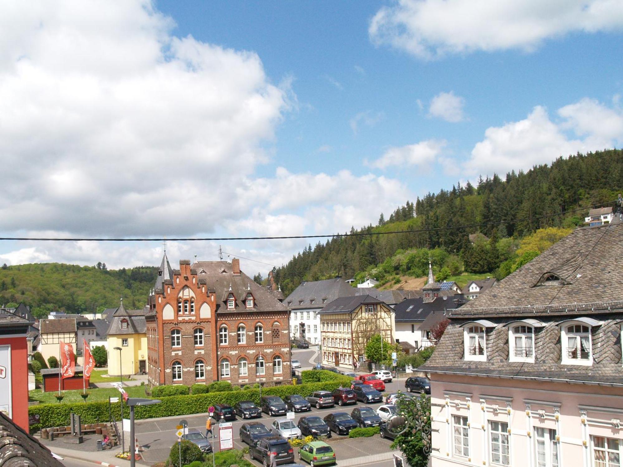 Ferienwohnung Ganzes Haus, Zentrale Lage Adenau Nuerburgring Exterior foto