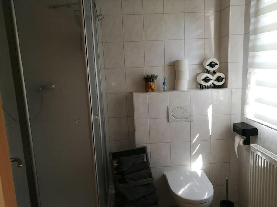 Ferienwohnung Ganzes Haus, Zentrale Lage Adenau Nuerburgring Exterior foto
